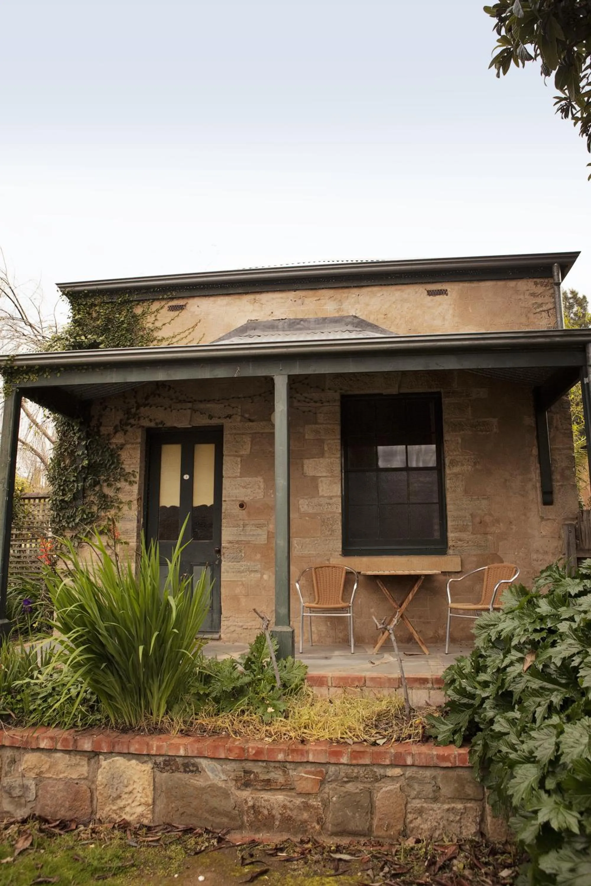 Facade/entrance in The Rising Sun Hotel