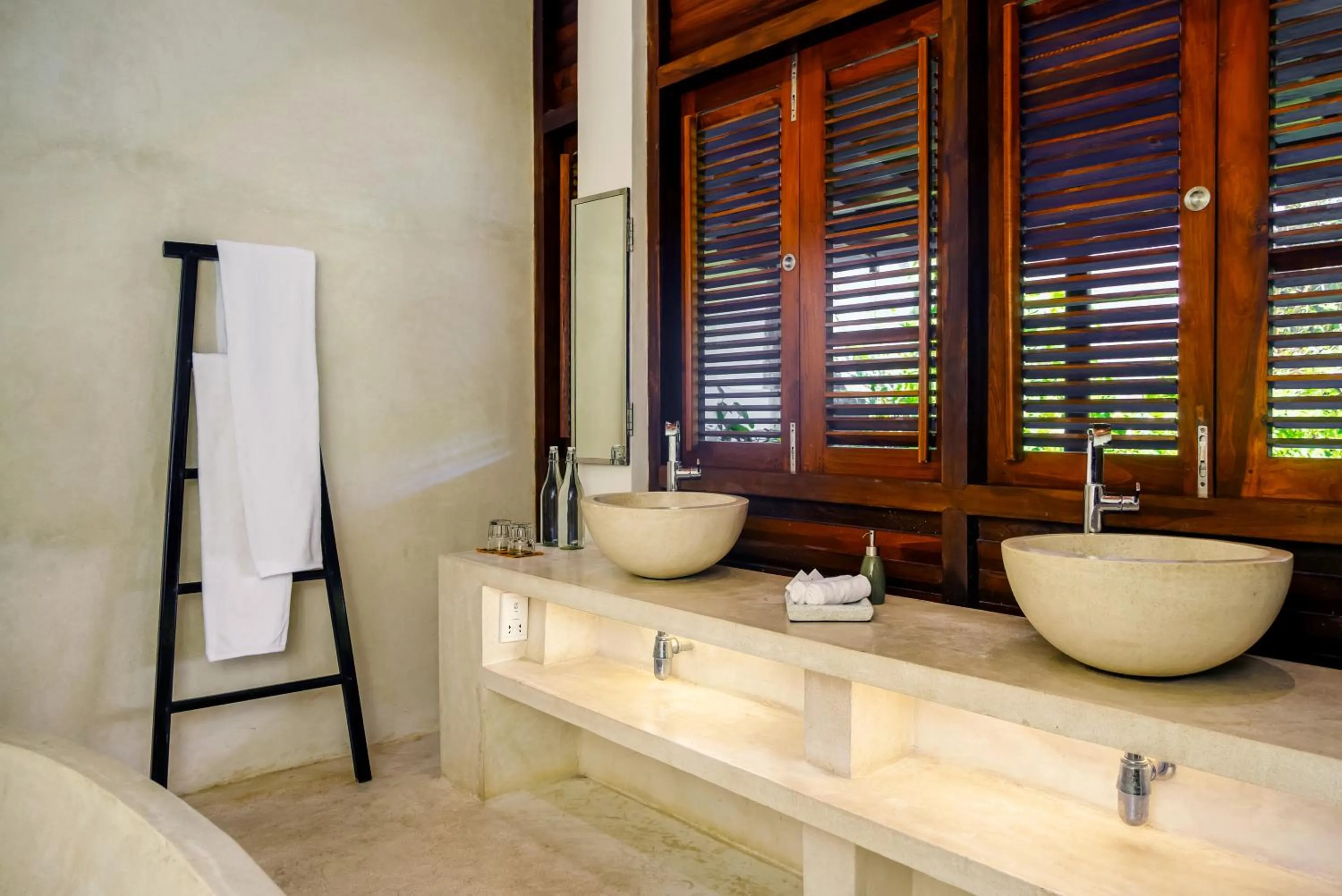 Bathroom in No 05 Middle Street