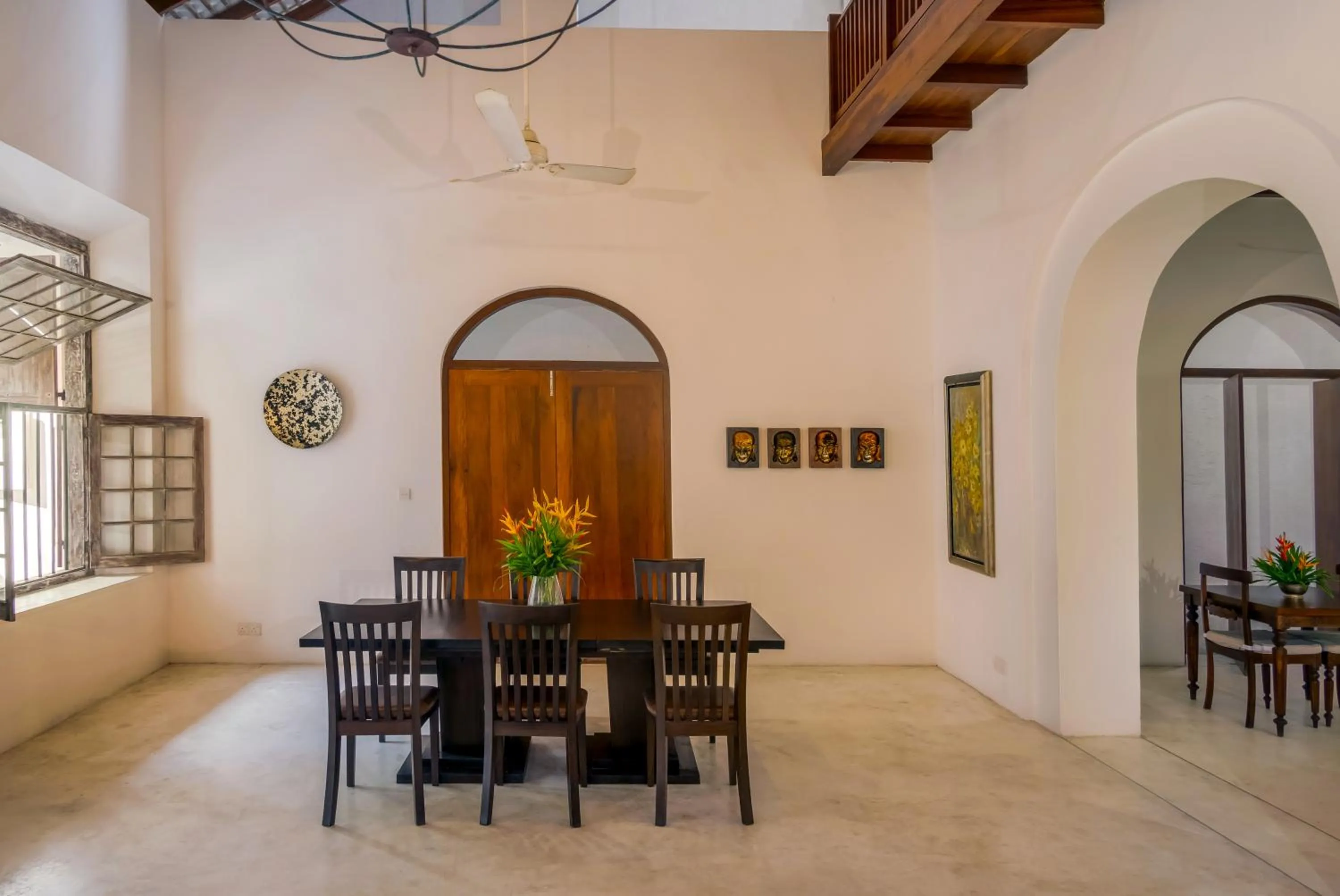 Decorative detail in No 05 Middle Street