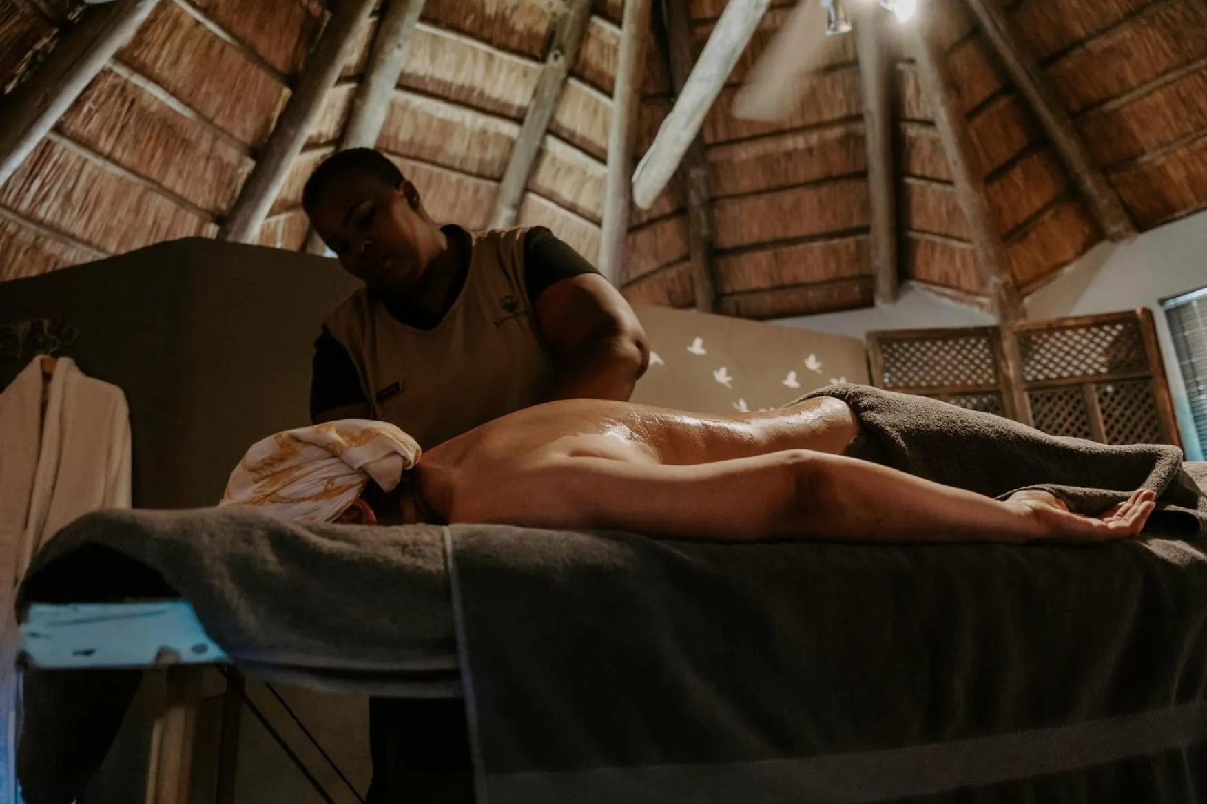 Massage in Bukela Game Lodge - Amakhala Game Reserve