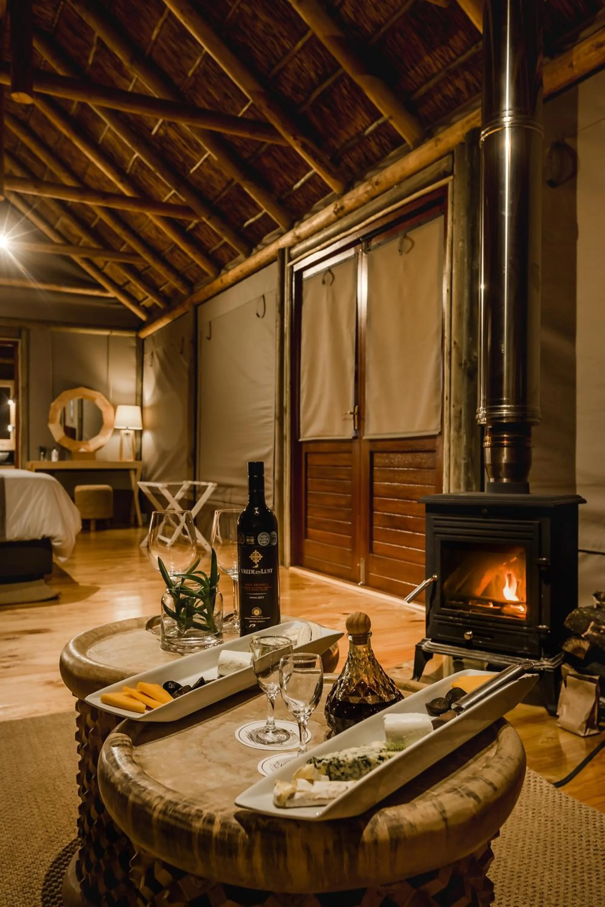 Photo of the whole room in Bukela Game Lodge - Amakhala Game Reserve