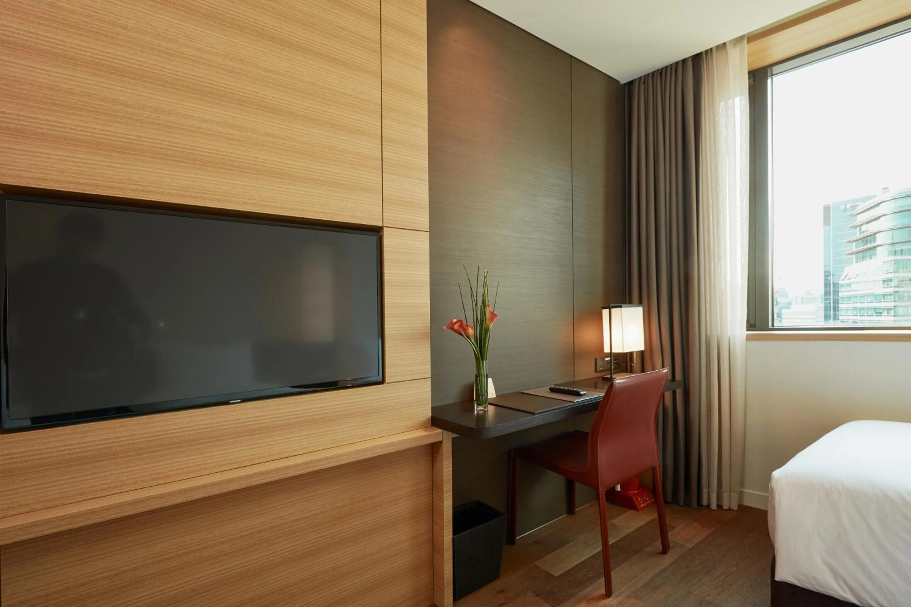 TV and multimedia, Bed in Crown Park Hotel Seoul Myeongdong