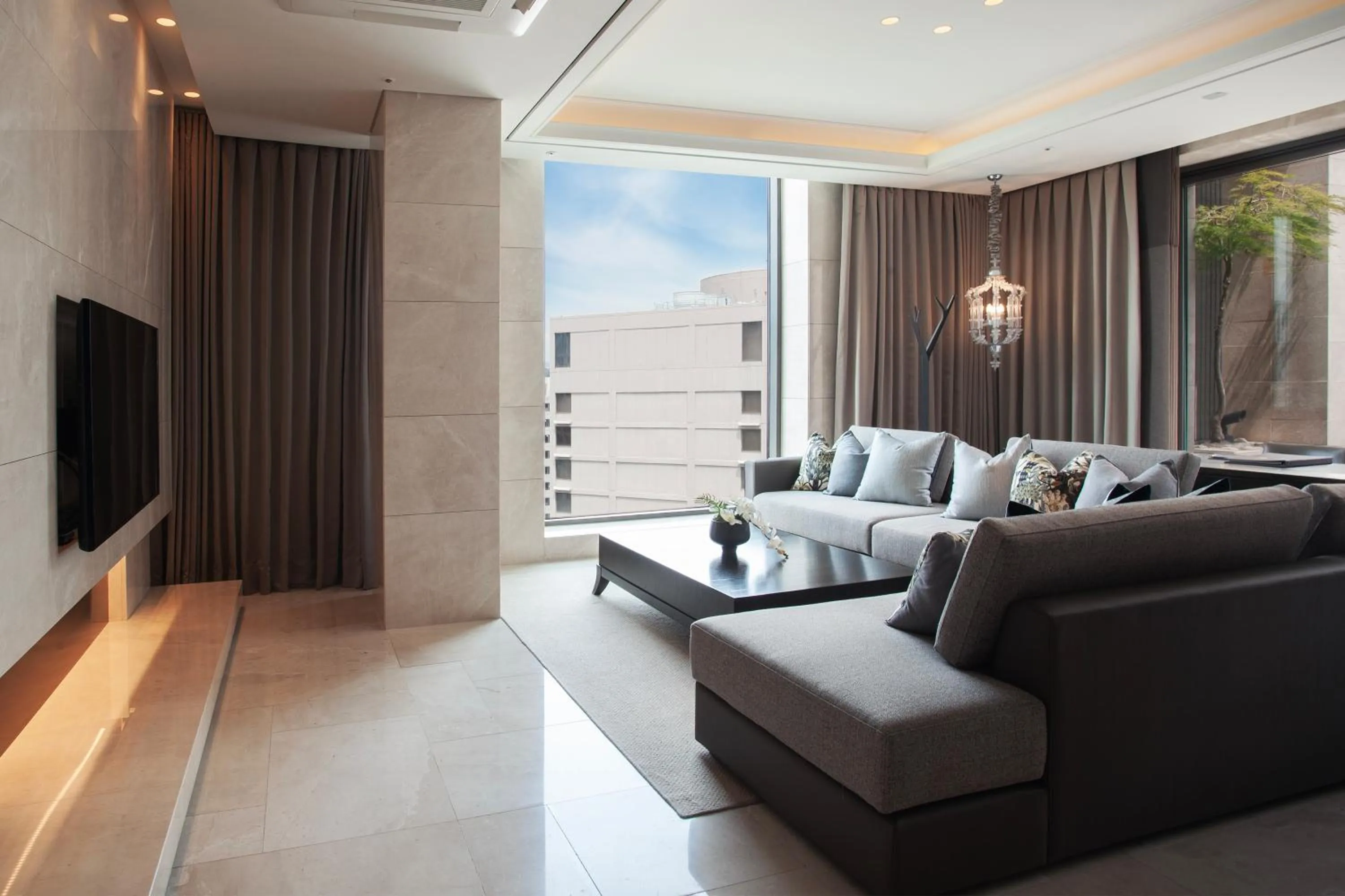 Living room in Crown Park Hotel Seoul Myeongdong