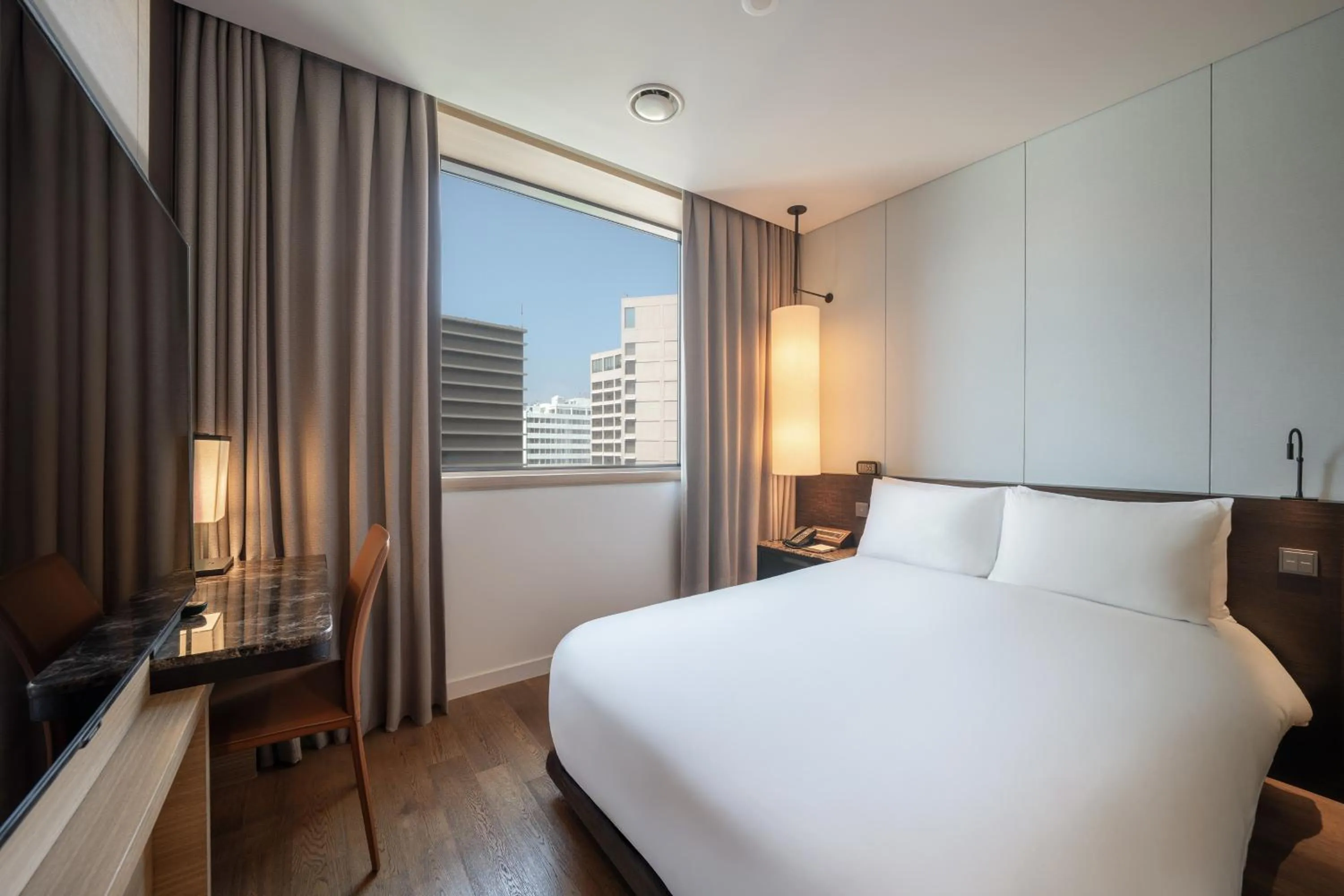 Bedroom, Bed in Crown Park Hotel Seoul Myeongdong