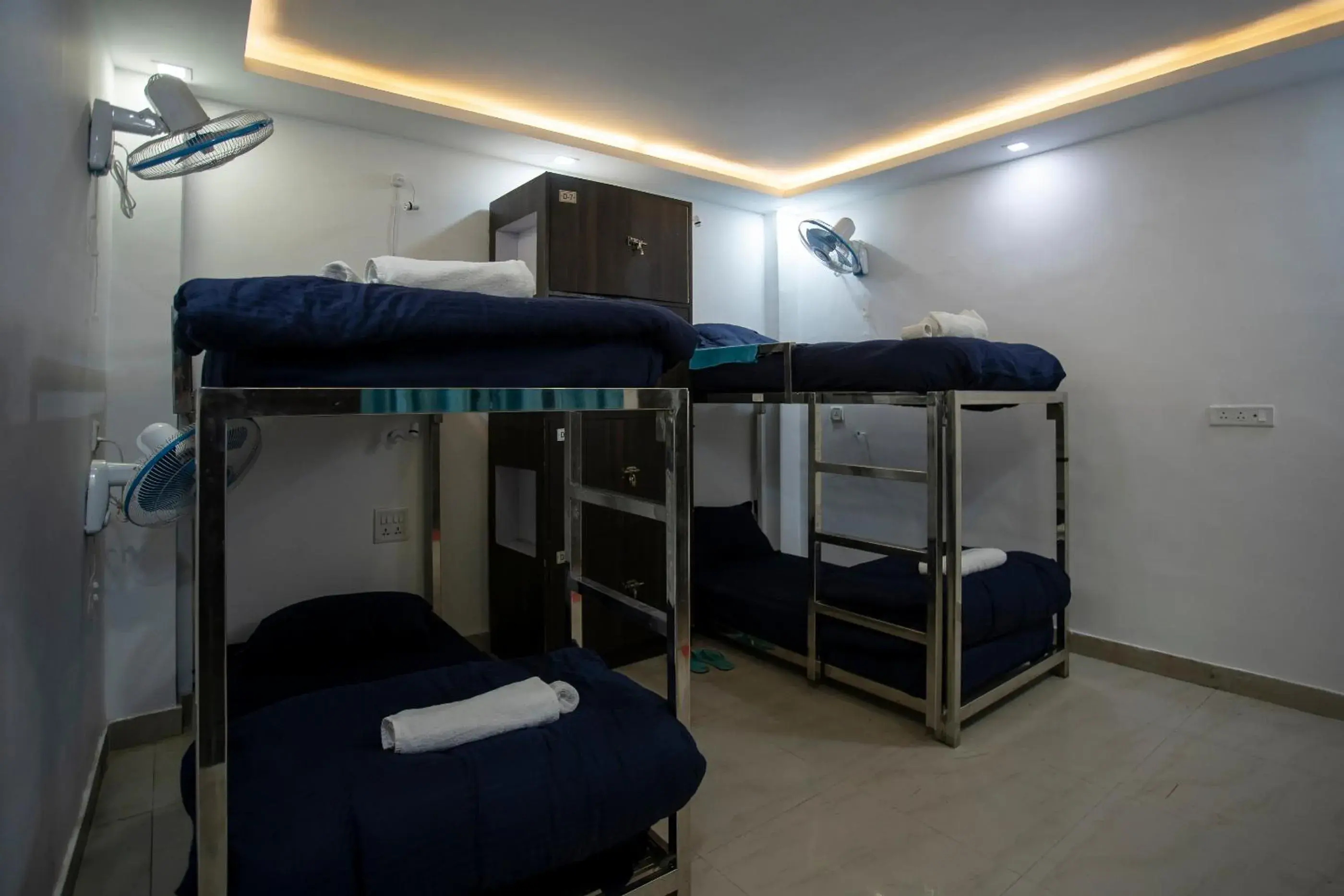 Bed in 4-Bed Mixed Dormitory Room in Hotel Yes Boss International- Awarded Best Hotel 2025 in Budget Category Bed in 4-Bed Mixed Dormitory Room in Hotel Yes Boss International- Awarded Best Hotel 2025 in Budget Category