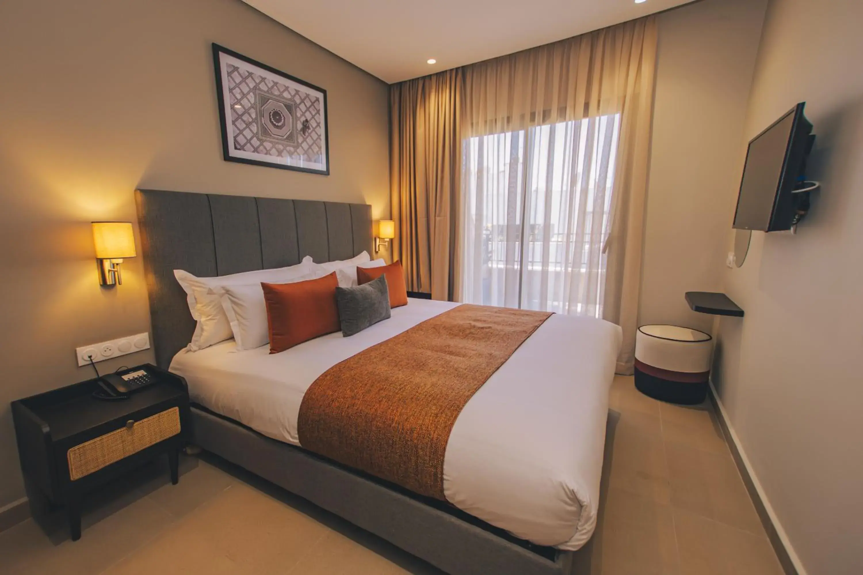 Suite with City View in Dally Apart Hotel Suite with City View in Dally Apart Hotel