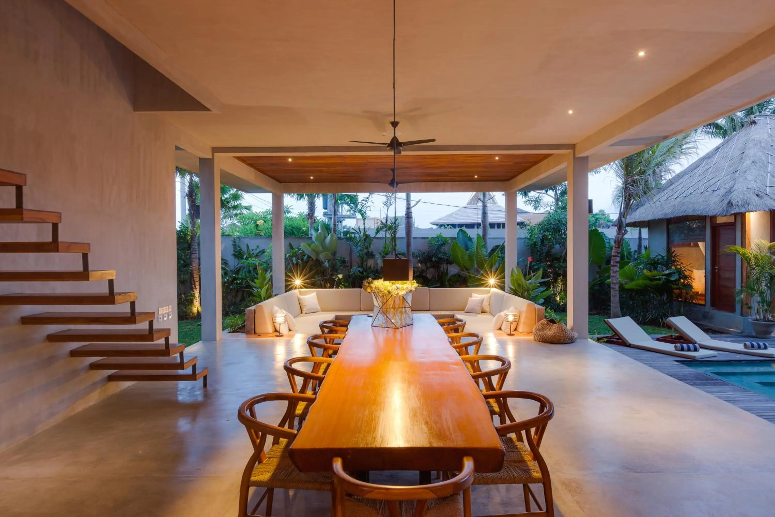 Dining area in ZIN Berawa Villas & Bungalows