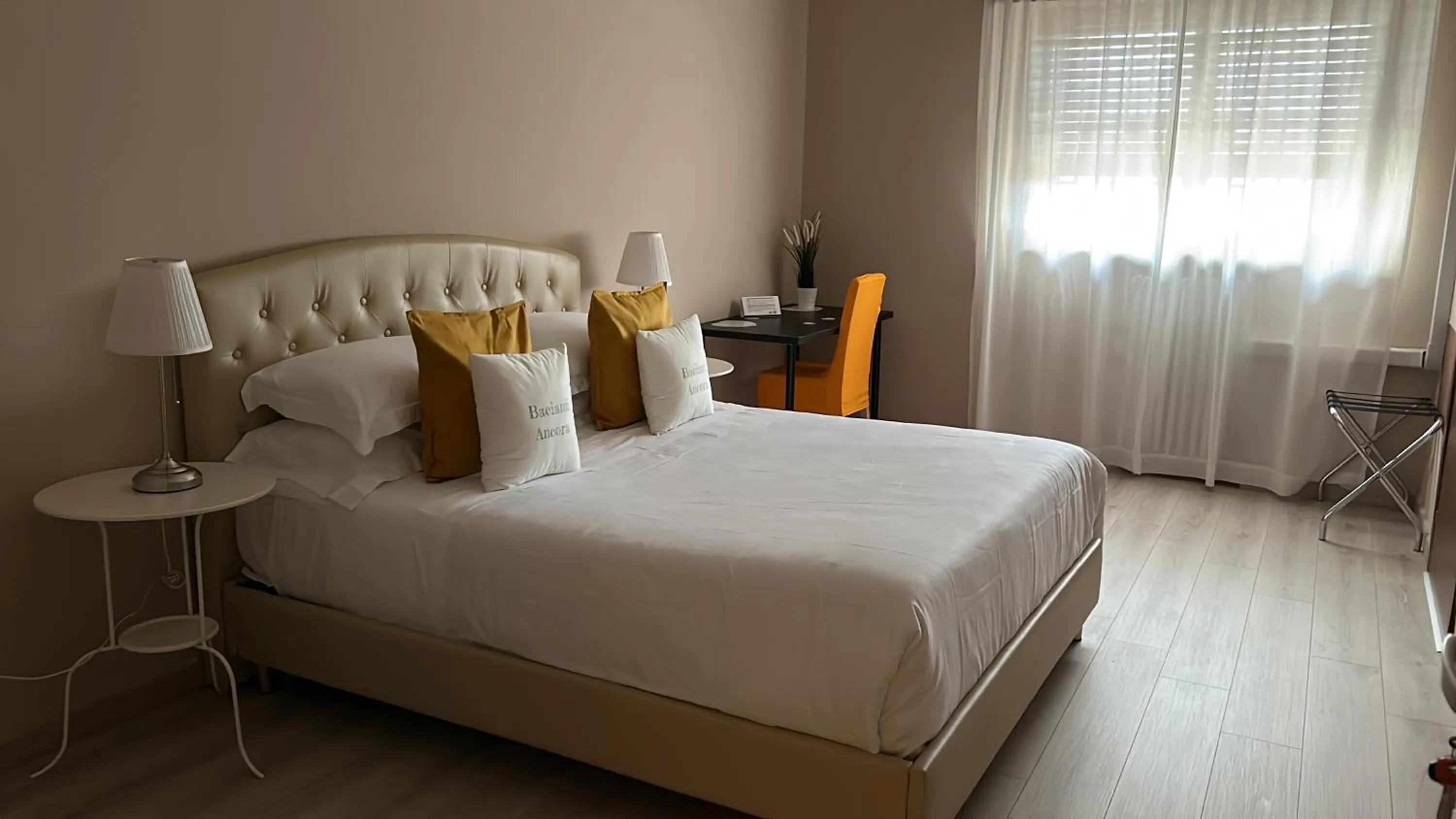 Photo of the whole room, Bed in B&B Baciami Ancora