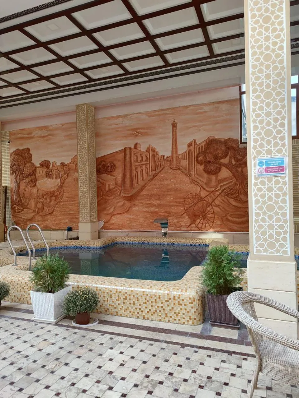 Swimming pool in Hotel Shams