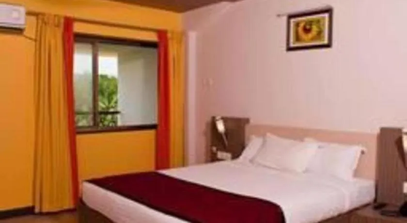 Bed in Hotel Colva Kinara