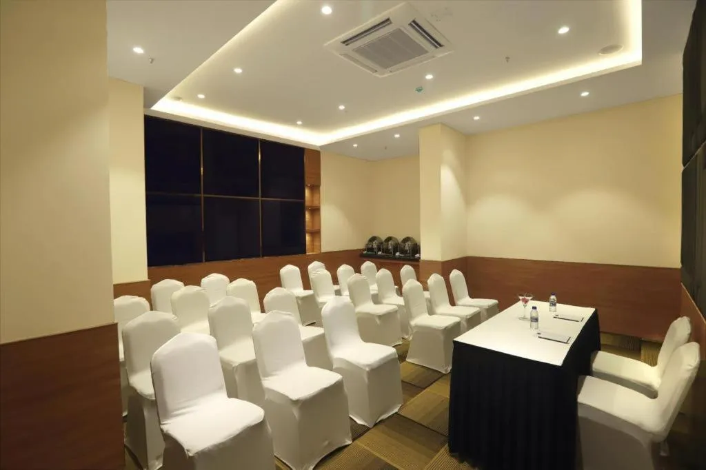 Aralia A business Hotel, MIDC