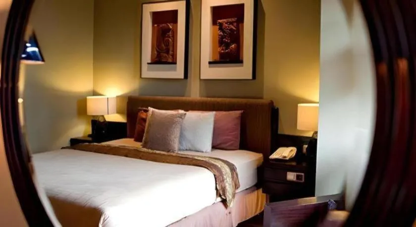 Bed in The Valley Resort Hotel