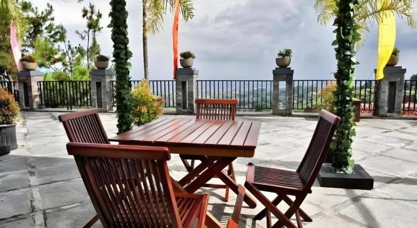 The Valley Resort Hotel