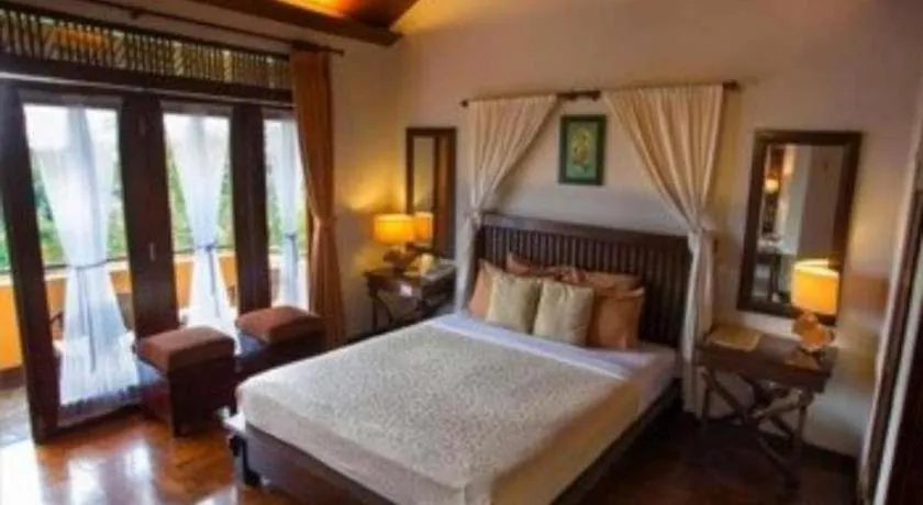 Bed in The Valley Resort Hotel