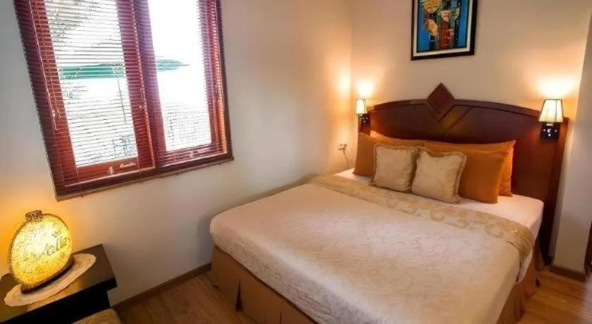 Bed in The Valley Resort Hotel