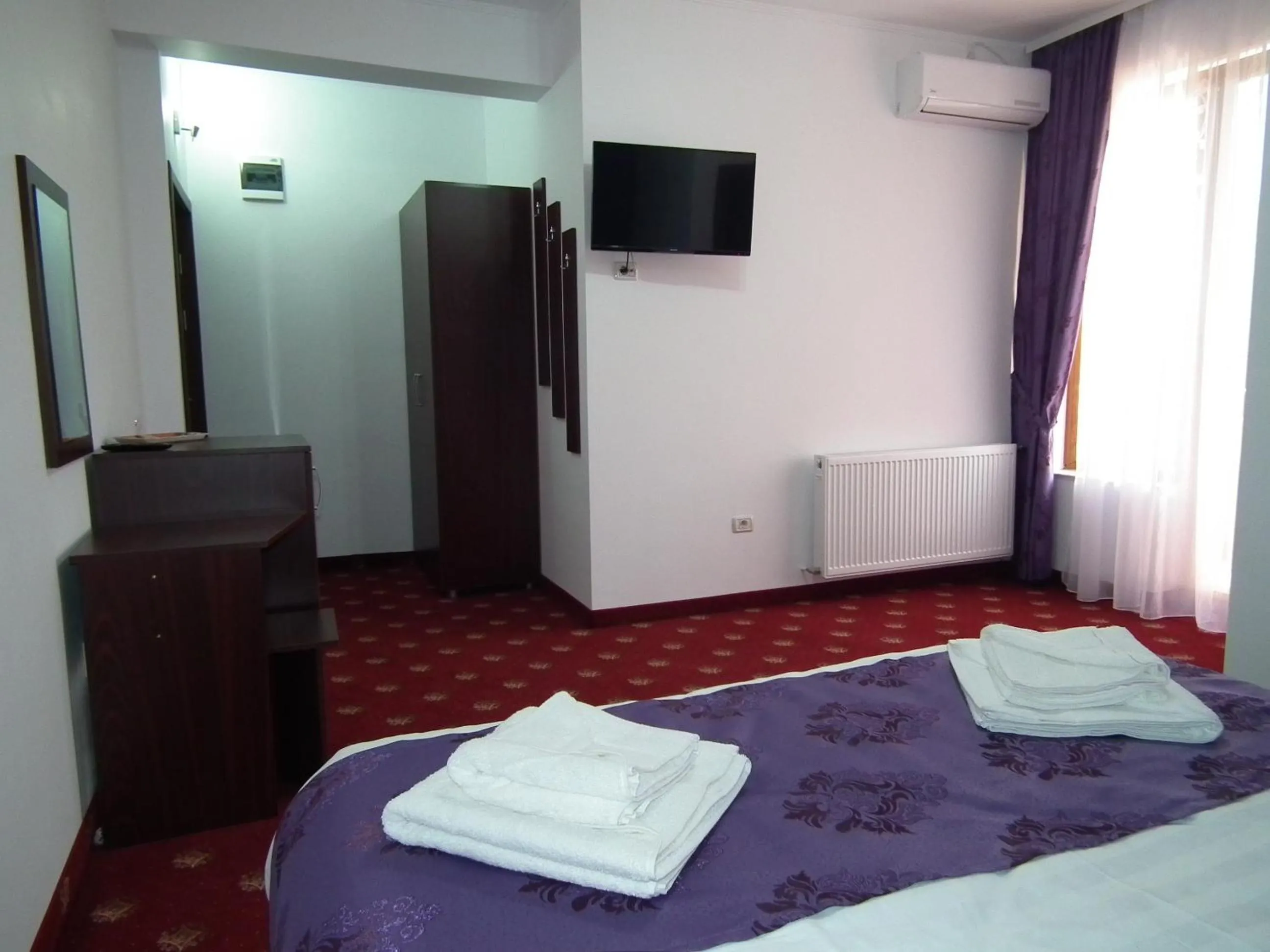 Photo of the whole room, Bed in Vila Queen Mary