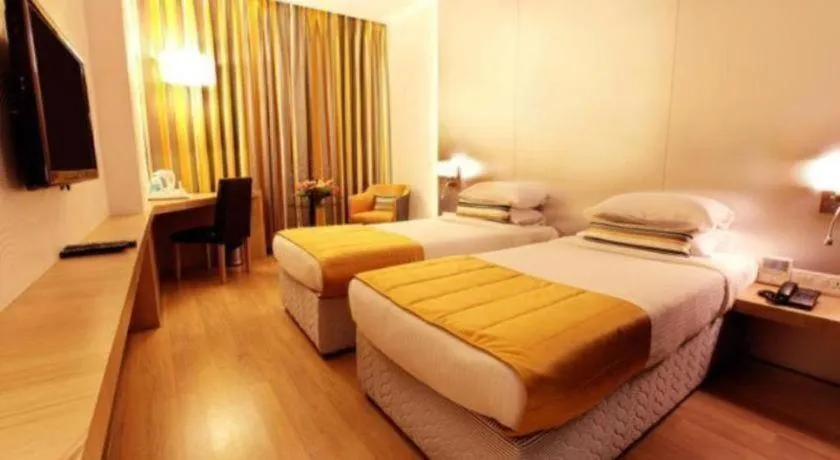 Bed in Mumbai Metro - The Executive Hotel