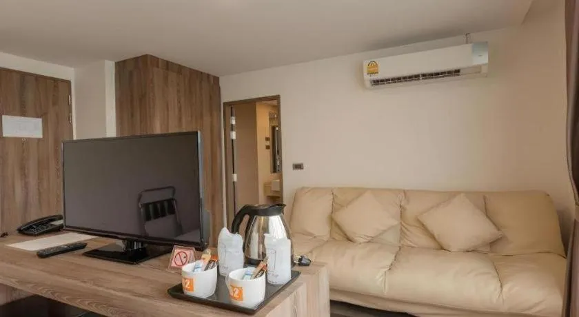 B2 Bangna Premier Hotel