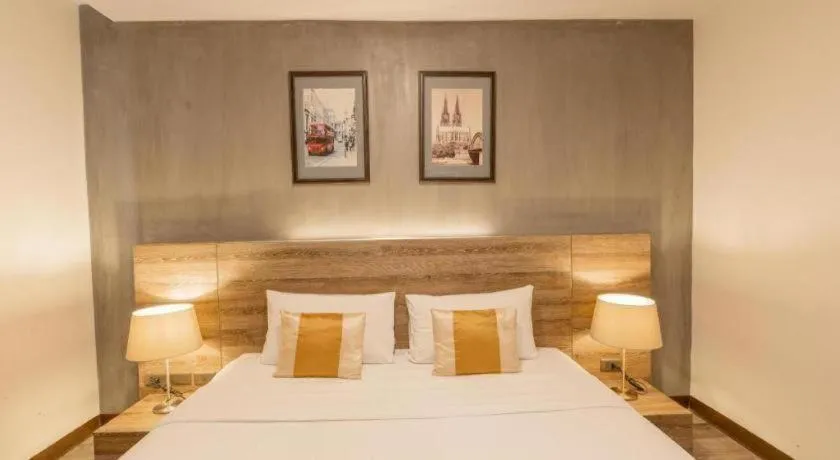 Bed in B2 Bangna Premier Hotel