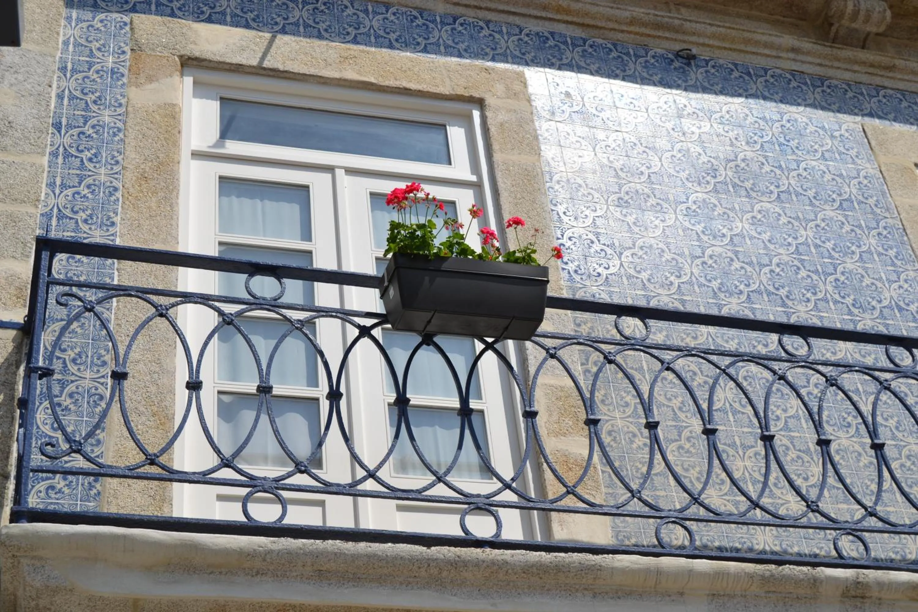 Balcony/Terrace in Happy Porto Hostel