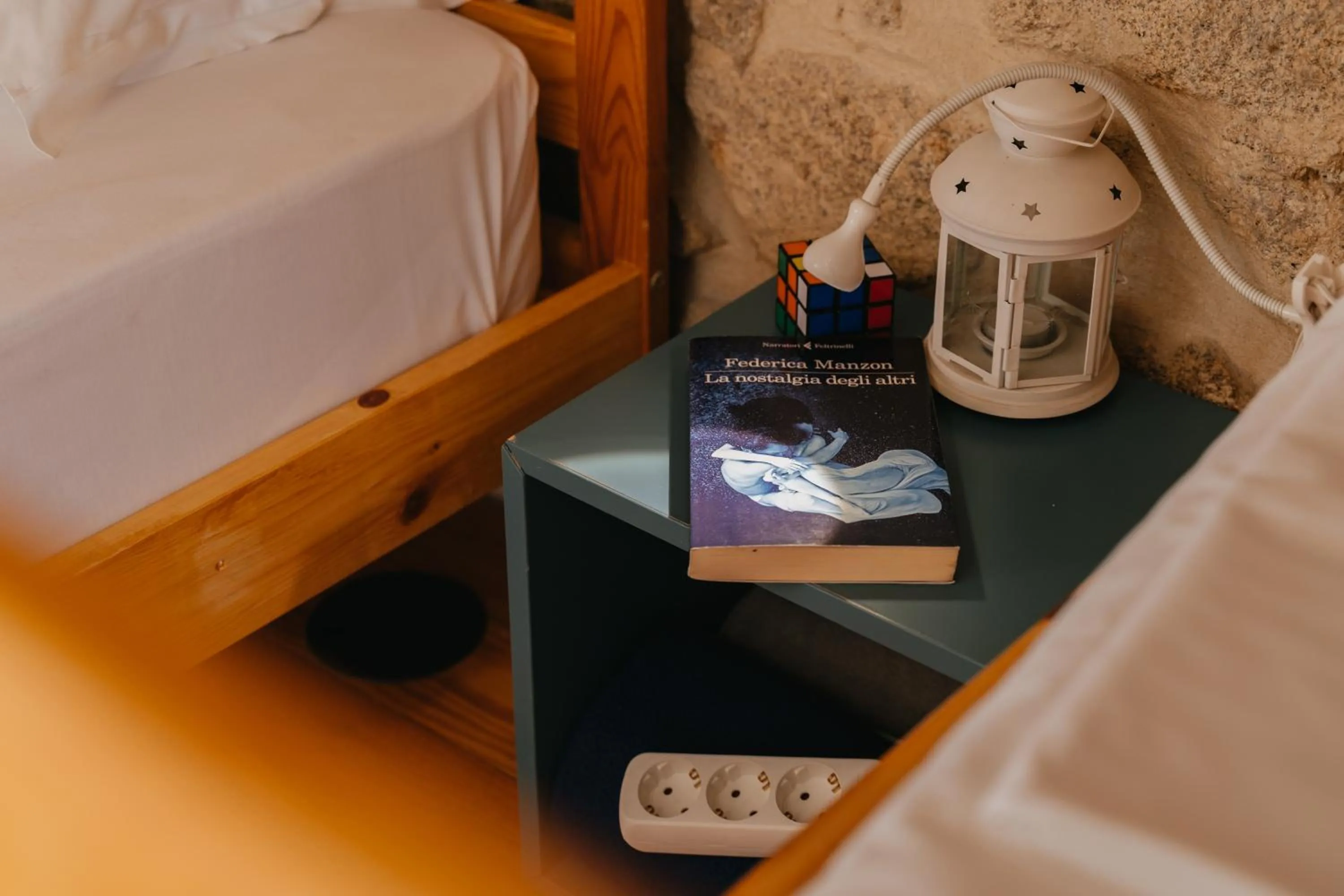 Decorative detail, Bed in Happy Porto Hostel
