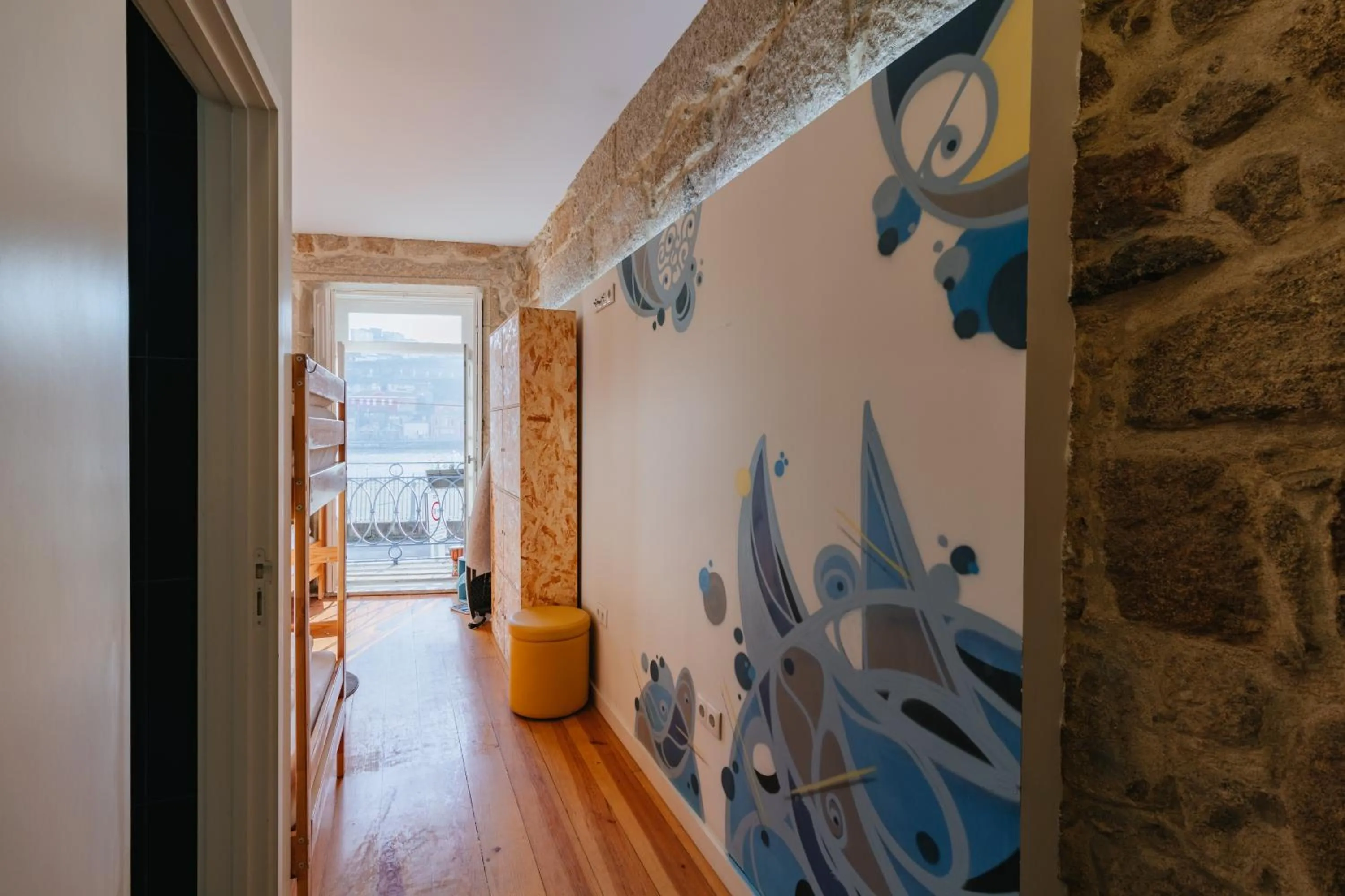 Photo of the whole room in Happy Porto Hostel