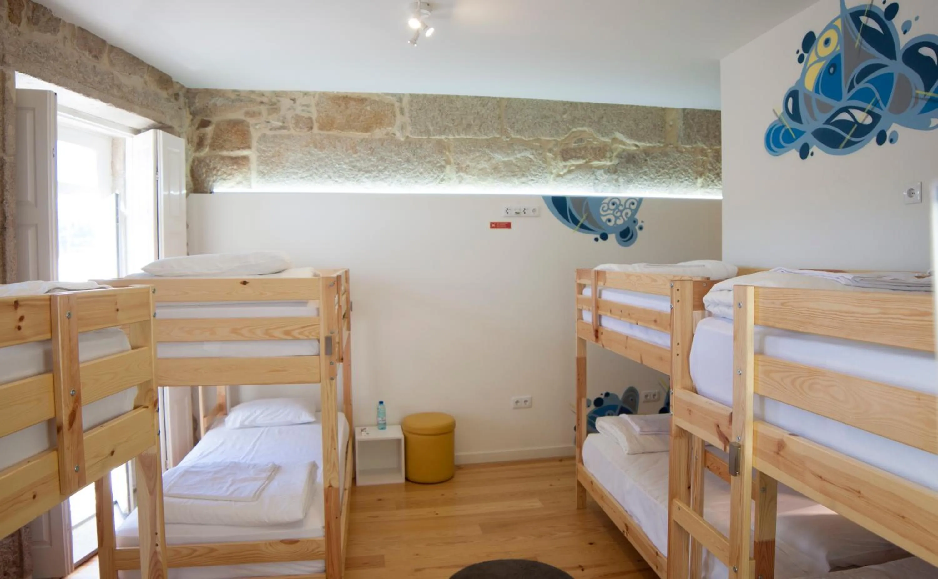bunk bed, Bed in Happy Porto Hostel