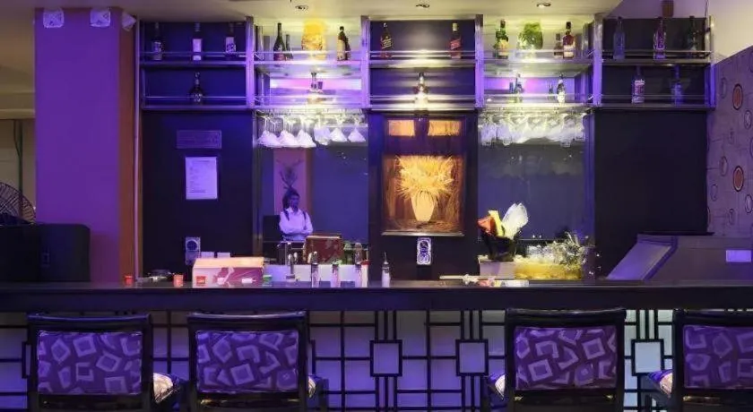 Hotel Signature Grand