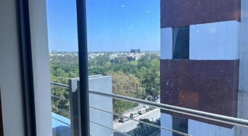 Hotel Signature Grand