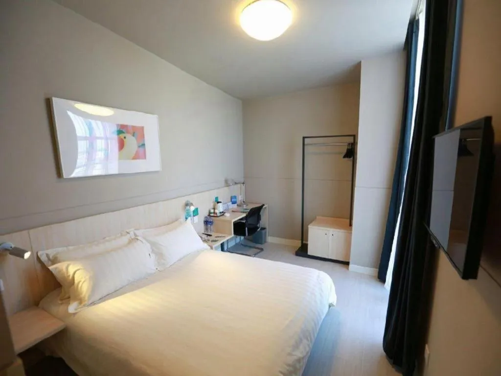 Bed in Jinjiang Inn Tianjin Airport Branch