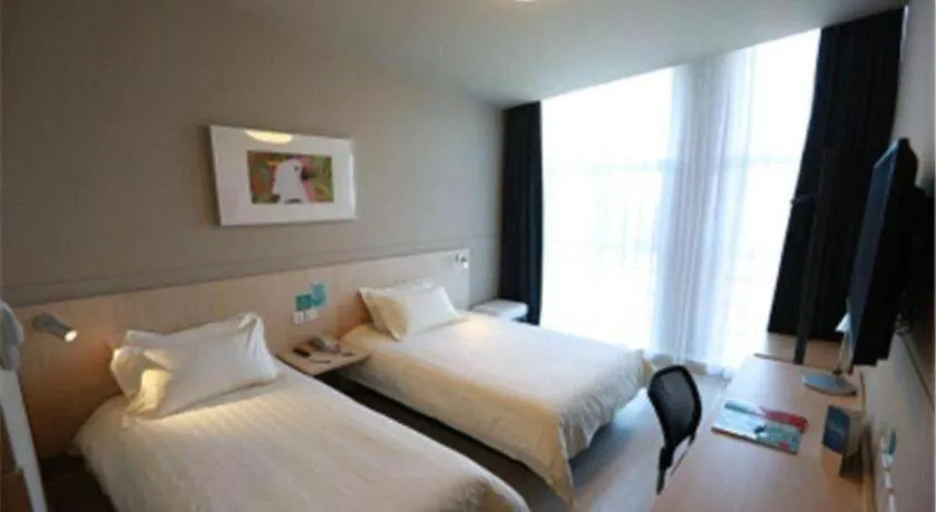 Bed in Jinjiang Inn Tianjin Airport Branch