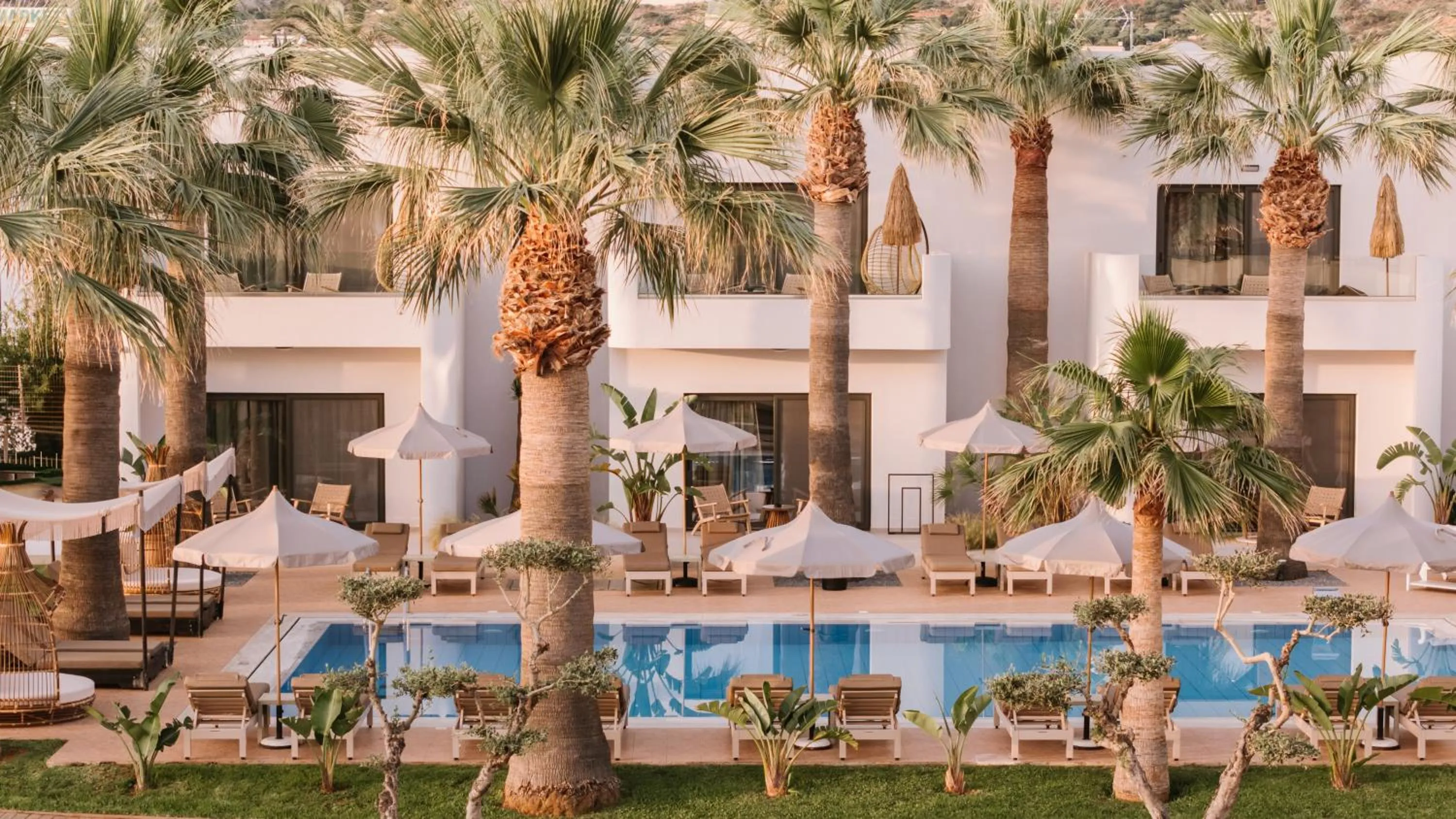 Ammos Boutique Apartments & Suites