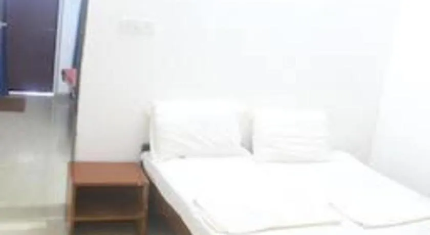 Bed in Poonam Village Resort