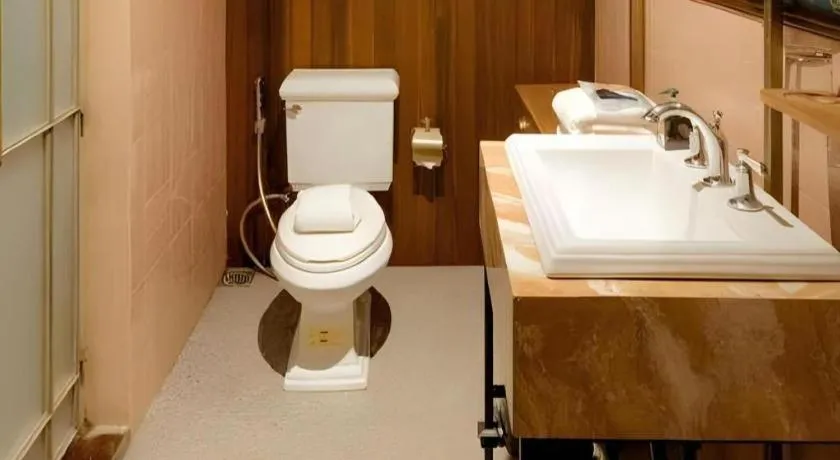 The House Tour Downtown