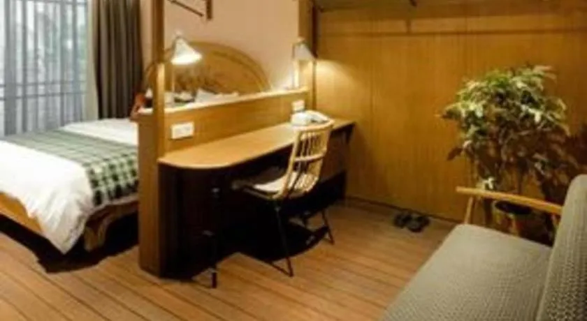 Bed in The House Tour Downtown