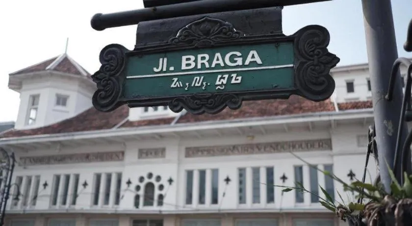 The House Tour Downtown