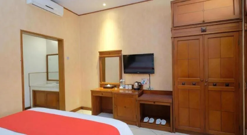 Bed in Diamond Hotel Solo