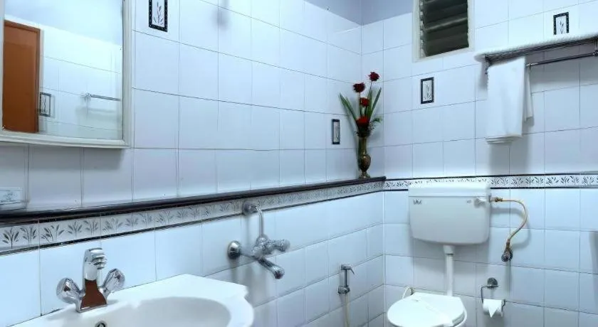 Hotel Hilltop Towers