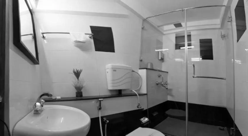 Hotel Hilltop Towers