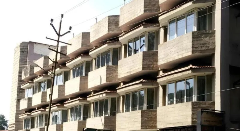 Hotel Hilltop Towers