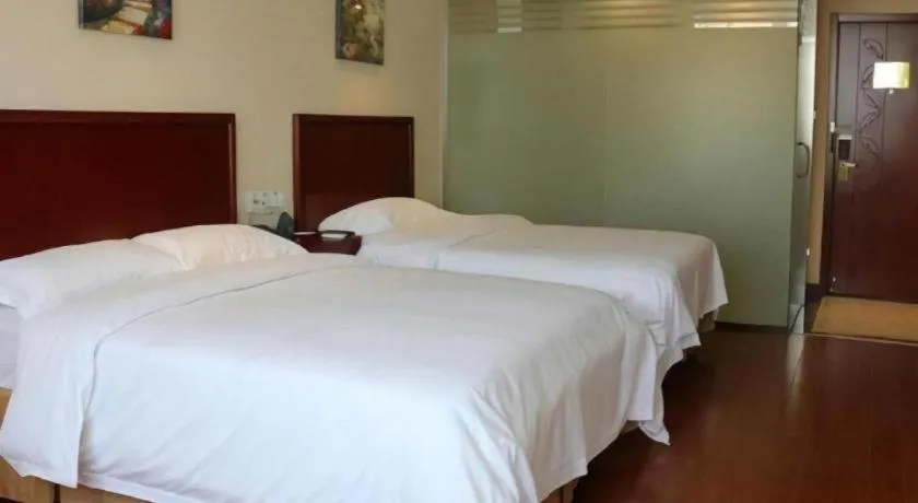 Bed in GreenTree Inn Changzhou Times Plaza Business Hotel