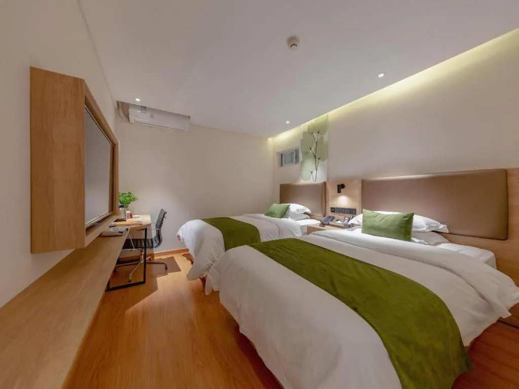 Bed in GreenTree Inn Changzhou Times Plaza Business Hotel