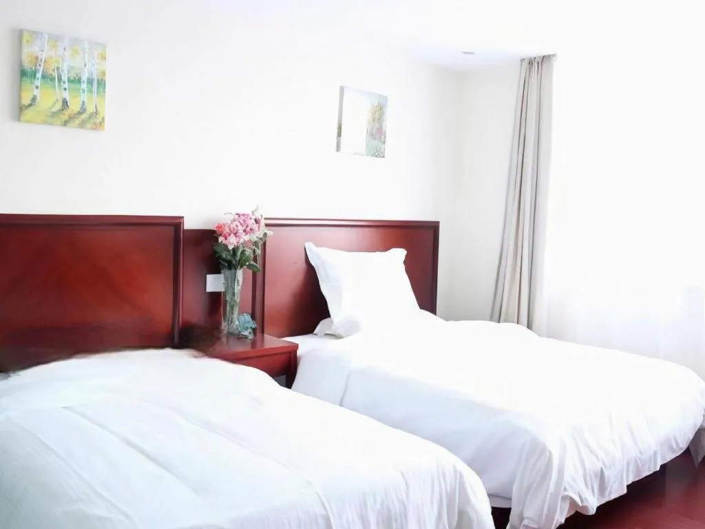 Bed in GreenTree Inn Changzhou Times Plaza Business Hotel