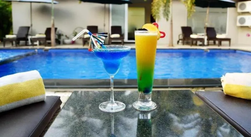 Majestic Beach Comforts - Beachfront