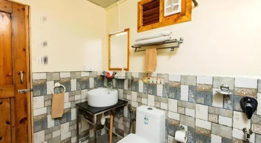 Majestic Beach Comforts - Beachfront