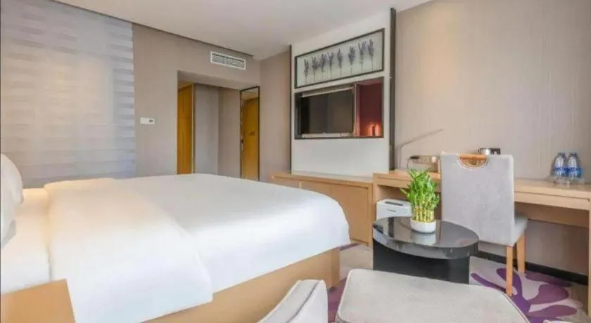 Bed in Lavande Hotel Qingdao North Station Siliu South Road