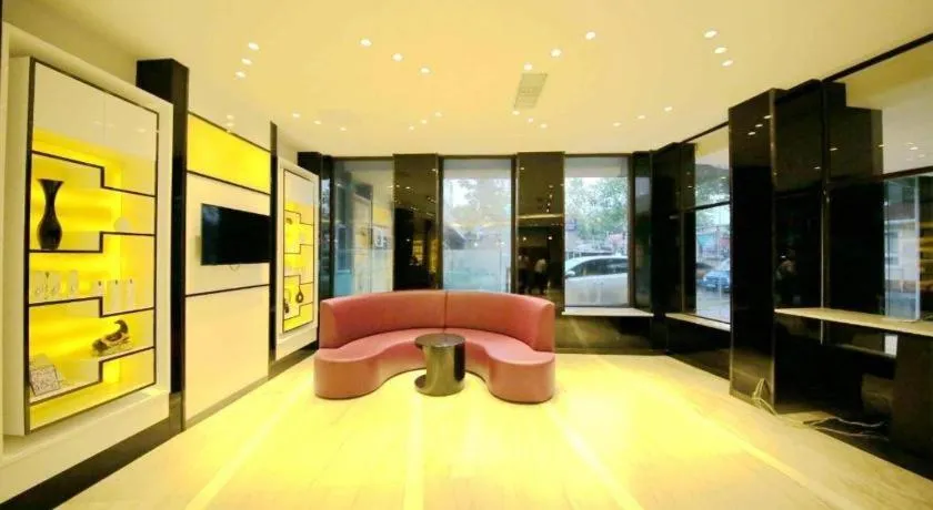 Lavande Hotel Qingdao North Station Siliu South Road