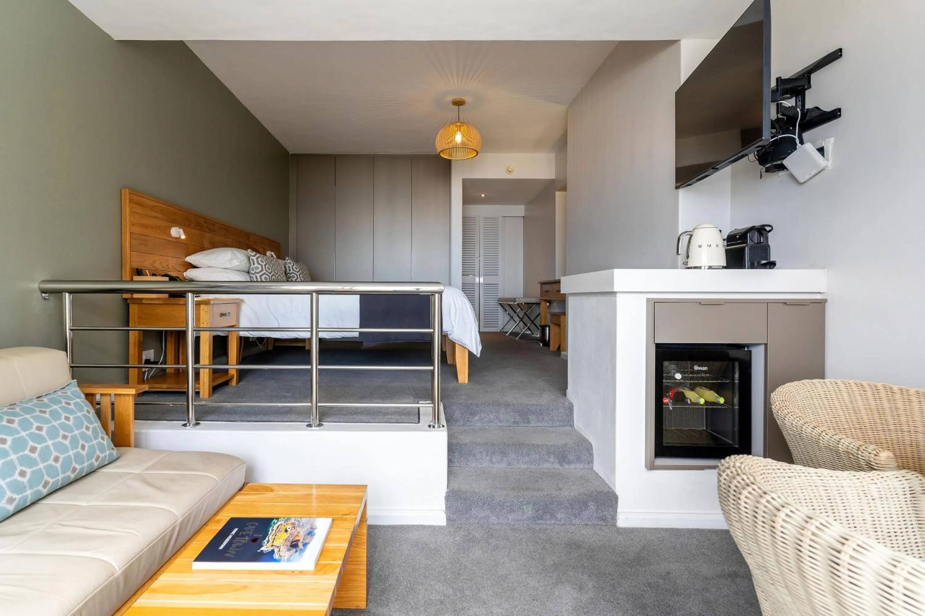 Photo of the whole room in The Bay Hotel