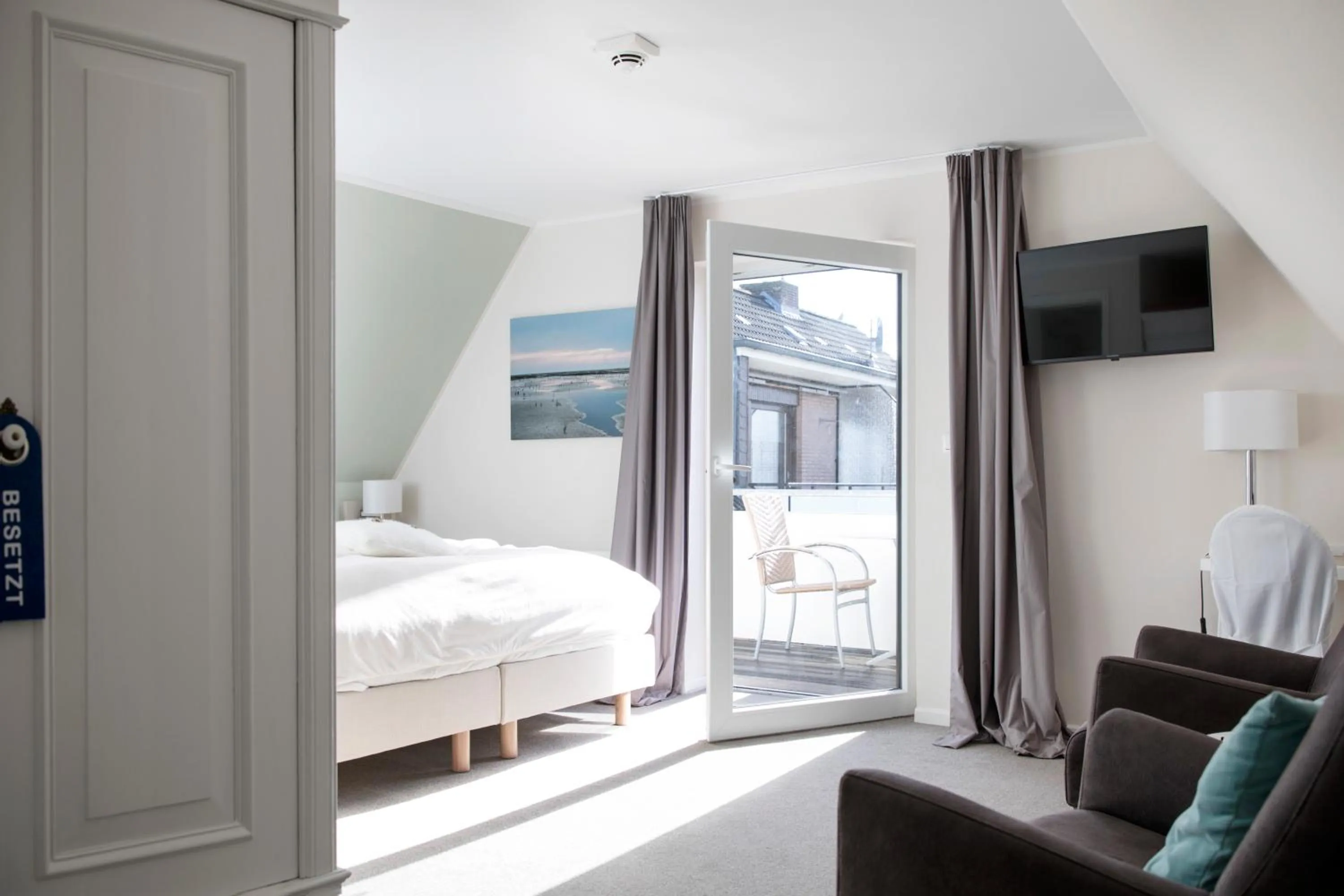 Photo of the whole room, Bed in Hotel Jess am Meer