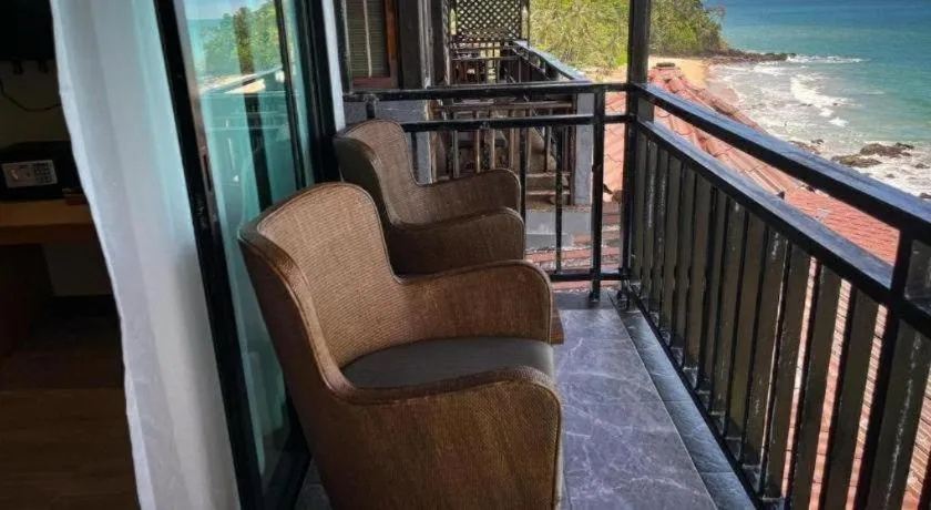 Diamond Cliff Beach Lanta Resort